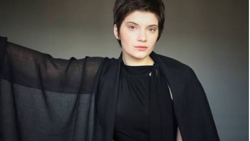 mila volovich